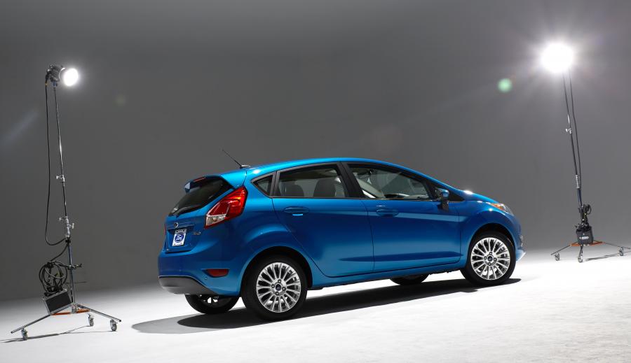  Ford Fiesta 5-Door 2014 года  (US) (фото 49 из 122)